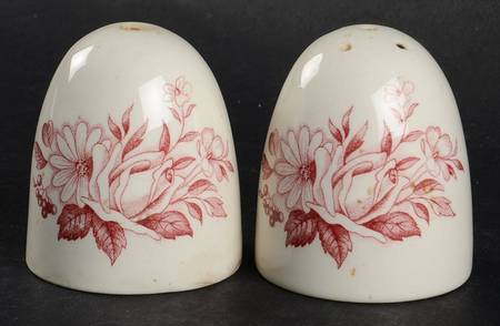 Gainsborough Red Salt & Pepper Set