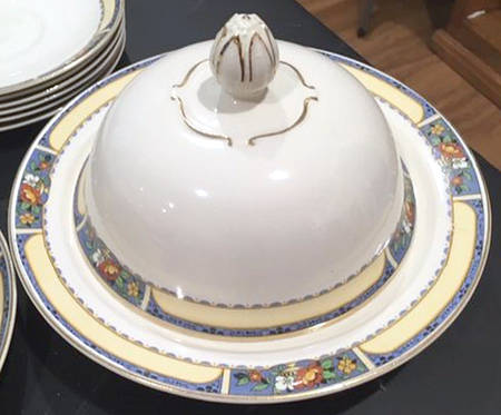 Glendale Round Covered Butter