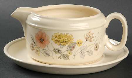 Hedgerow Gravy Boat & Underplate