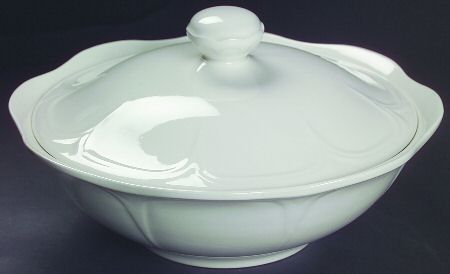 Heirloom White Round Covered Vegetable