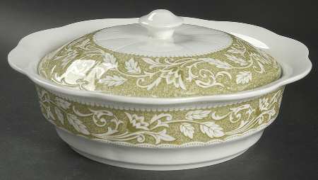 Lucerne Green Round Covered Vegetable