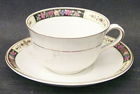 Marcella Flat Cup & Saucer Set