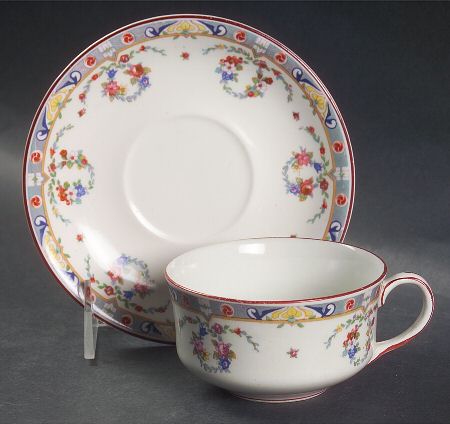 Kew Flat Cup & Saucer Set