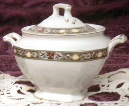Hanley Sugar Bowl & Lid