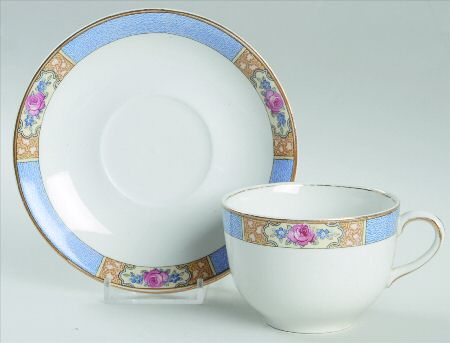 MEK25 Flat Cup & Saucer Set