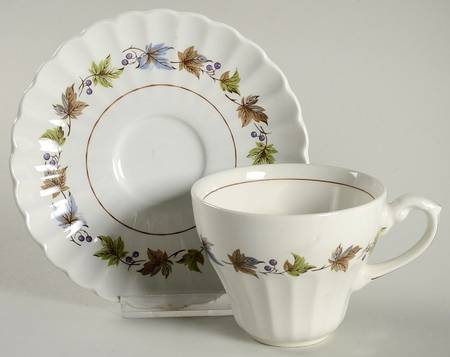 MEK4 Flat Cup & Saucer Set