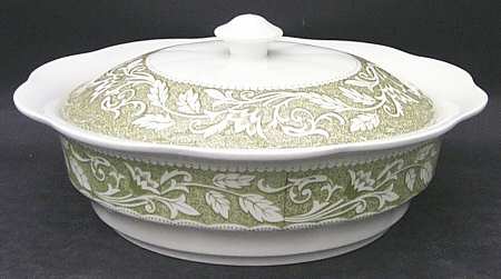 Renaissance Green Round Covered Vegetable