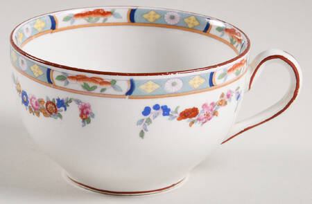 Richmond (White Background) Flat Cup
