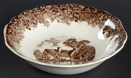 Romantic England Brown (Older, Cream) Fruit/Dessert (Sauce) Bowl