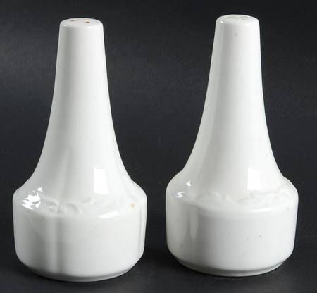 Sterling Colonial Salt & Pepper Set