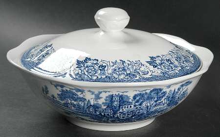 Stratford Stage Blue Round Covered Vegetable