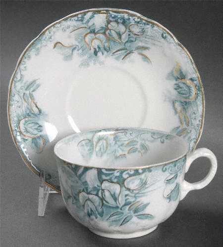 Sweet Pea Flat Cup & Saucer Set