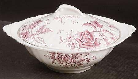 Tudor Roses Pink (Semi Scalloped, Cream Bckgrnd) Round Covered Vegetable