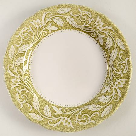 Victoria Green (Floral Rim, No Trim) Dessert/Pie Plate