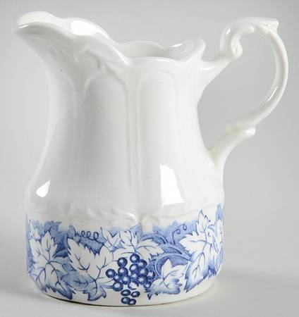 Vine Blue Creamer