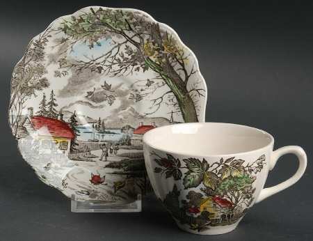 Welcome Home (Cream Background) Flat Cup & Saucer Set