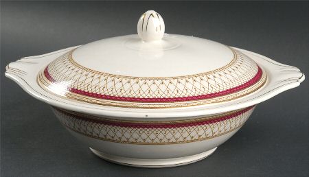 Westminster Round Covered Vegetable