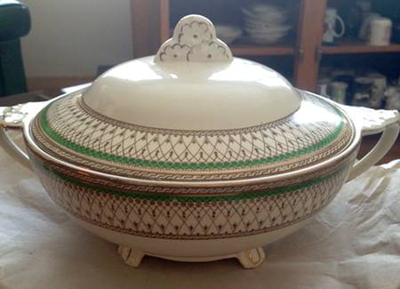 Westminster Round Covered Vegetable