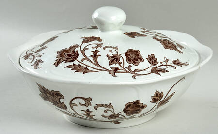 Windsong Dark Brown Round Covered Vegetable