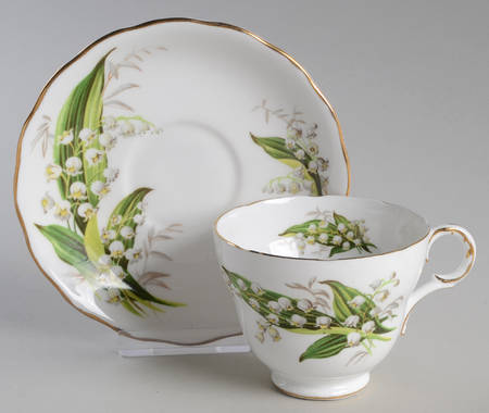 MEL3 Footed Cup & Saucer Set