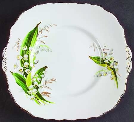 MEL3 Square Handled Cake Plate