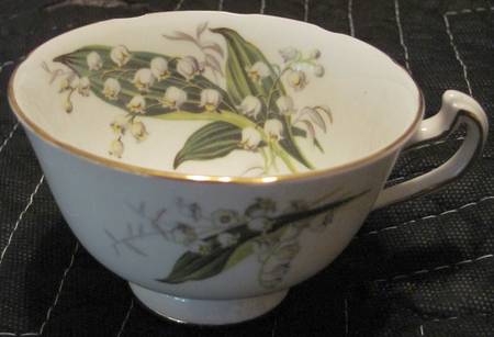 MEL3 Footed Cup