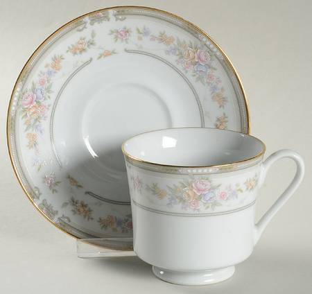 Botanica Footed Cup & Saucer Set