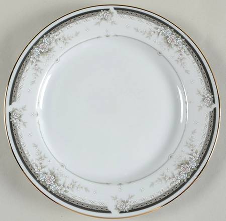 Moment Salad Plate