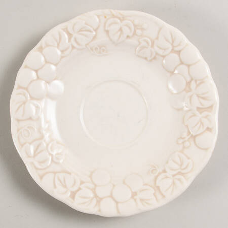 Antique Grape White Saucer by Metlox - Poppytrail - Vernon