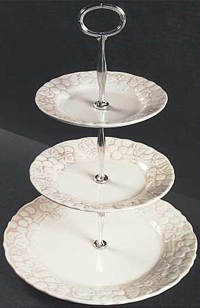 Antique Grape White 13 7/8"-14 1/4" 3-Tiered Serving Tray(DP,SP,BB) HC