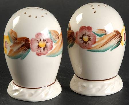 Beverly Salt & Pepper Set