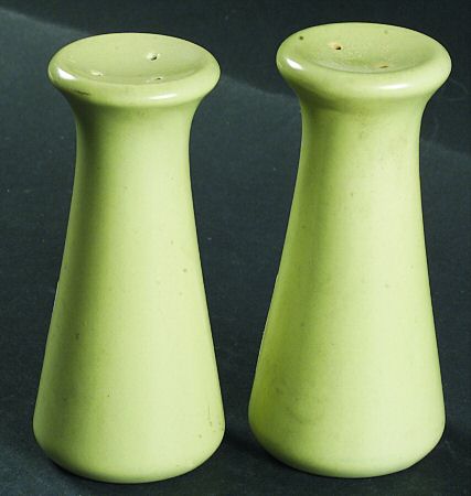 Blue Zinnias Salt & Pepper Set by Metlox - Poppytrail - Vernon