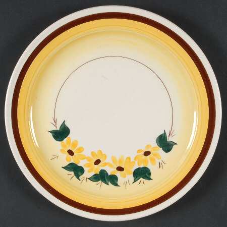 Brown Eyed Susan (Montecito Shape) Luncheon Plate