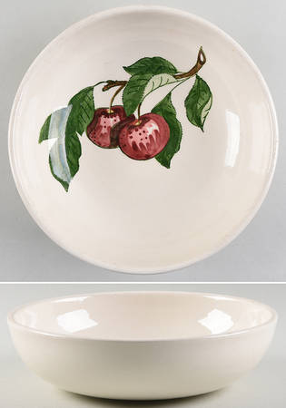 California Apple 9" Round Vegetable Bowl