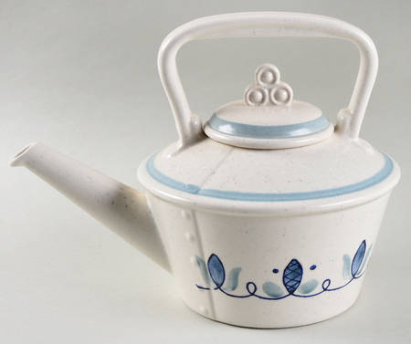 Cape Cod Teapot & Lid