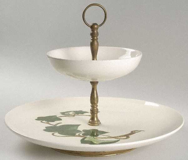 California Ivy 2 Tiered Serving Tray (Chop Plate & Coupe Soup)