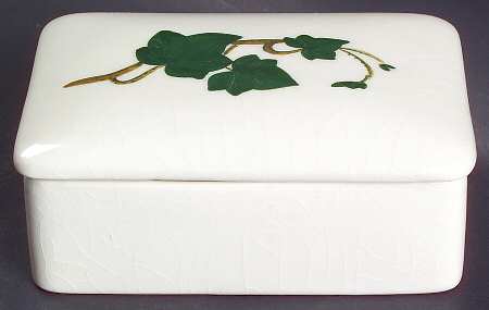 California Ivy Cigarette Box & Lid by Metlox - Poppytrail - Vernon