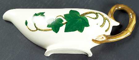 California Ivy 10" Wall Pocket Vase by Metlox - Poppytrail - Vernon