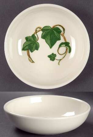 California Ivy Fruit/Dessert (Sauce) Bowl by Metlox - Poppytrail - Vernon