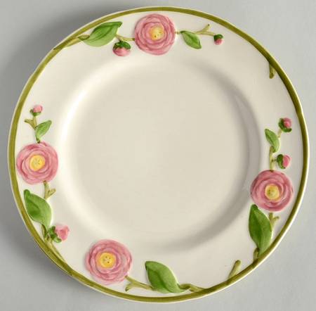 Camellia (Green Trim) Luncheon Plate
