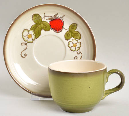California Strawberry Flat Cup & Saucer Set