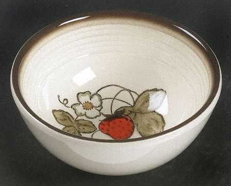 California Strawberry Coupe Cereal Bowl
