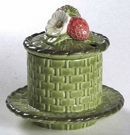 California Strawberry Jam/Jelly & Lid w/Attached Underplate