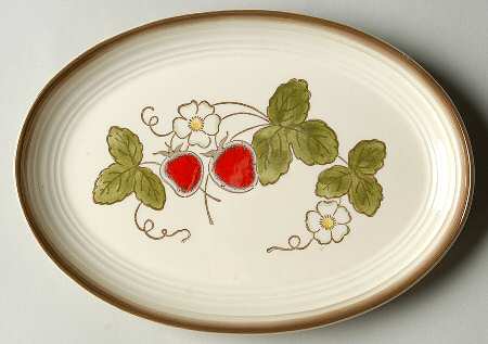 California Strawberry 9" Oval Serving Platter