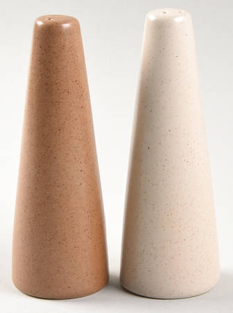 California Tempo Brown Salt & Pepper Set