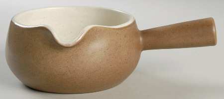 California Tempo White Open Sauce Boat