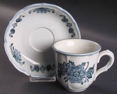 Colonial Garden Blue Flat Cup & Saucer Set