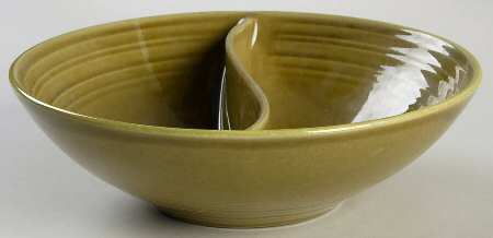 Dahlia Blue Round Divided Vegetable Bowl