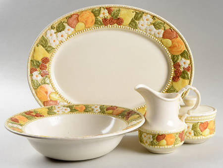 Della Robbia 5 Piece Hostess Set