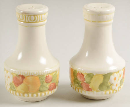 Della Robbia Salt & Pepper Set